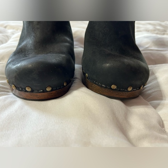 Dansko Delle Suede Slingback Platform Clog Sandal Black 41EU 10.5-11US - Picture 2 of 8